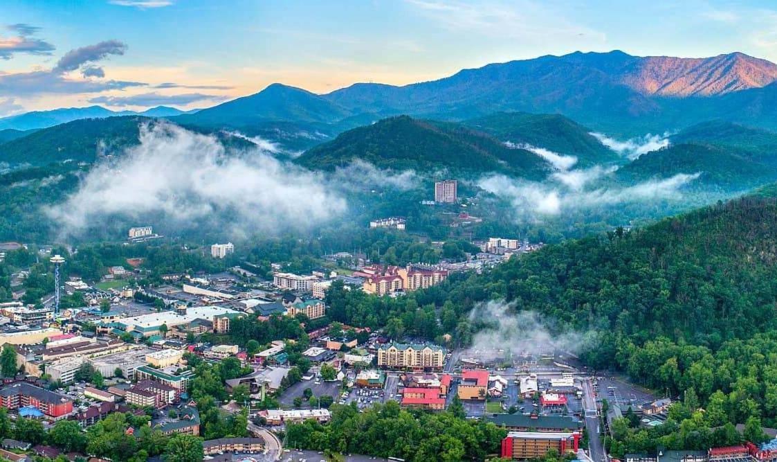 A Magical Experience Villa Pigeon Forge Bagian luar foto